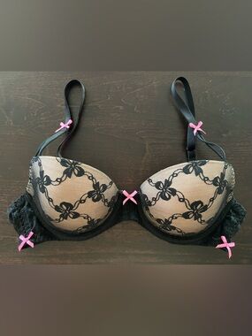Betsey Johnson Wired Bra with Black Lace and Pink Ribbon Accents